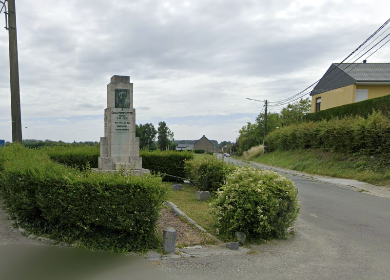Monument à la mémoire du docteur Ronflette